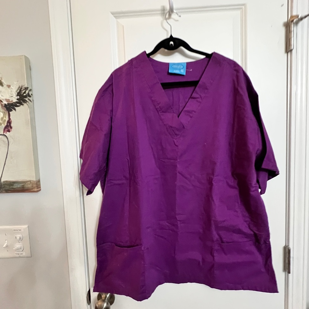 Smart Scrubs Women's V-Neck Top in Vibrant Purple
